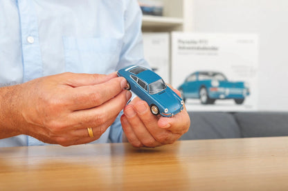 Porsche 911 Turbo Advent Calendar 1:43
